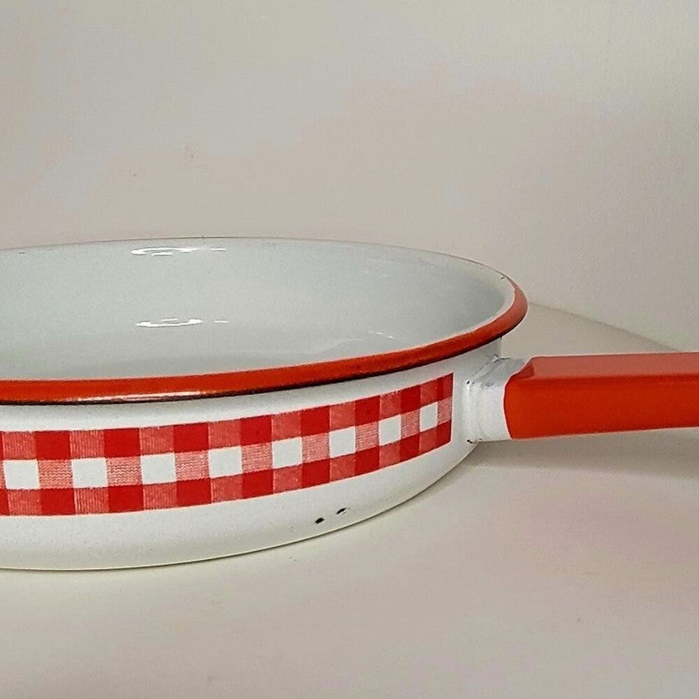 Vintage Red & white Checkered Enamelware Metal Skillet - Picture 10 of 12